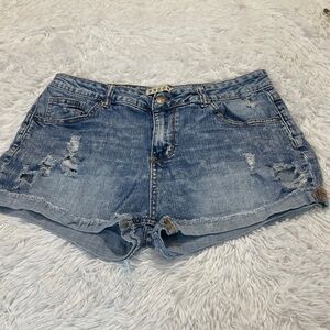 Encore JEANS  Light Blue Distressed Jean Shorts WOMENS SIZE 15 SEE MEASUREMENTS